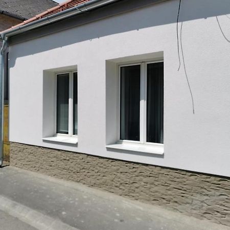 Tifani Apartman Keszthely Eksteriør bilde